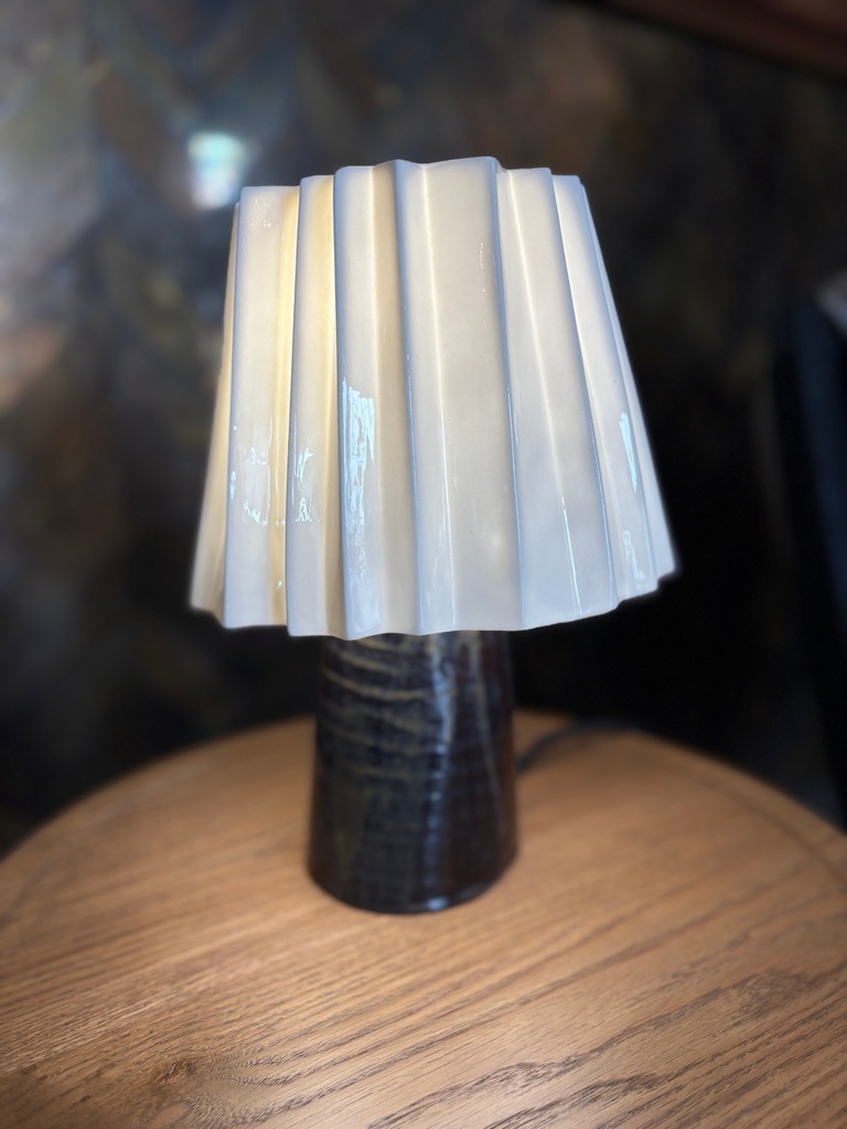 [9851998044400] Marvel Table Lamp