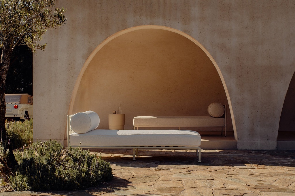 [2251-3-130-MH1782-2] Outdoor Gloss Rowe Single Sun Lounge