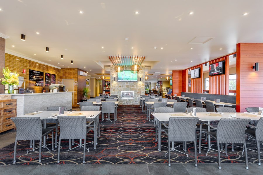 [374718141] Pub Hotel: The Settlers Arms Tavern