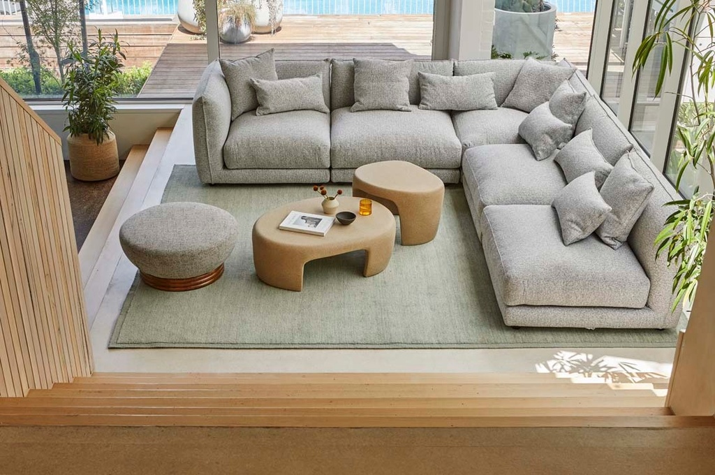 [SOF-FEL-CRES-5S-RHF-3CTR-LARM-RARM-MOONB] Felix Crest 5-Seater Right Chaise Sofa - Moonbeam