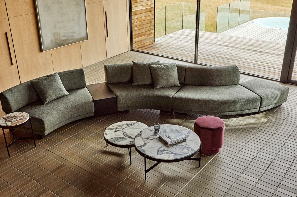 [SOF-FEL-ORB-6S-INCRV-SIDE-SOF-FEL-ORB-MOSTW-BK] Felix Orbit 6-Seater Arc Sofa with Side Table - Moss Tweed/Matt Black Ash