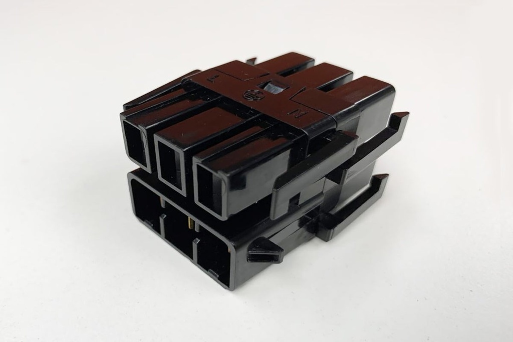 [KED151B|17()] DPG 1 In and 3 Out Distribution Block - Splitter
