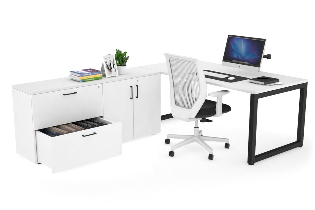 Quadro Loop Executive Setting - Black Frame [1800L x 700W]
