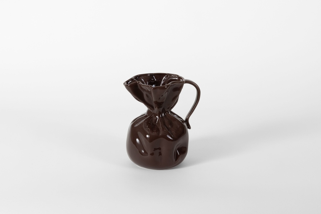 [BYON- CRJ-CHOC] Byon Crumple Jug Chocolate