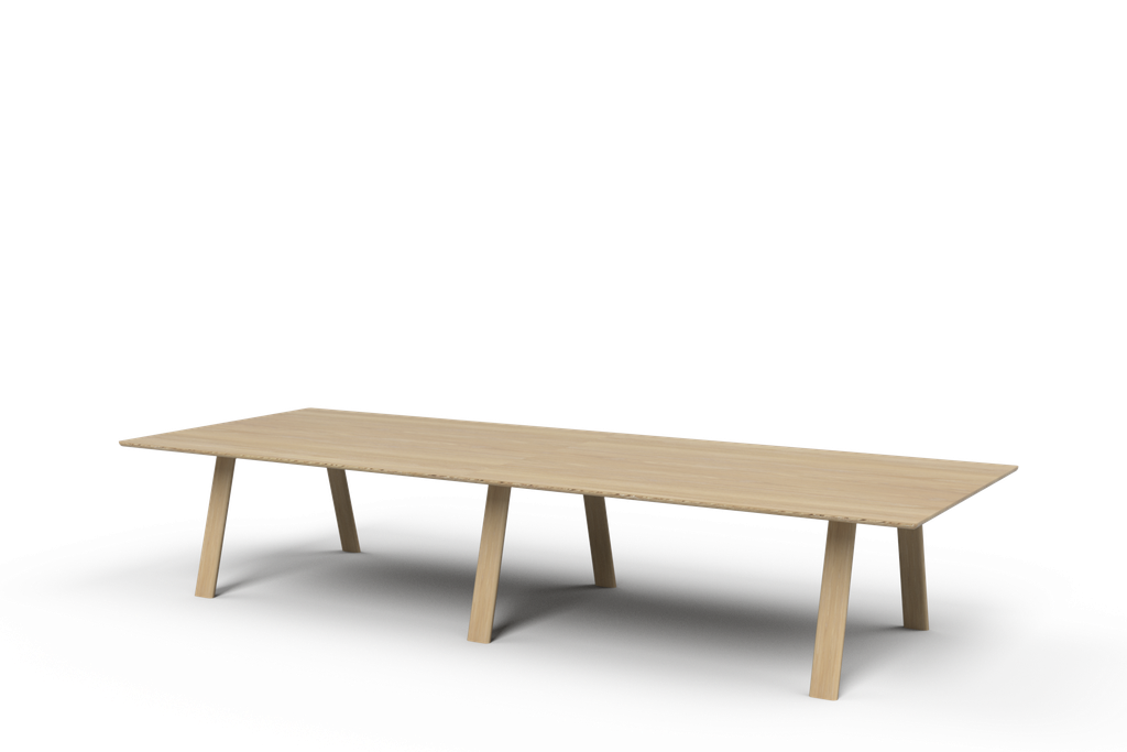 Flo 16 Seat Table