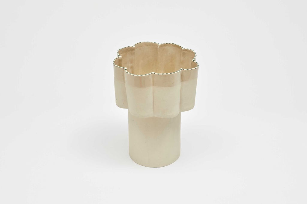 [OCD-MV-OAT] Monument Vase Oat
