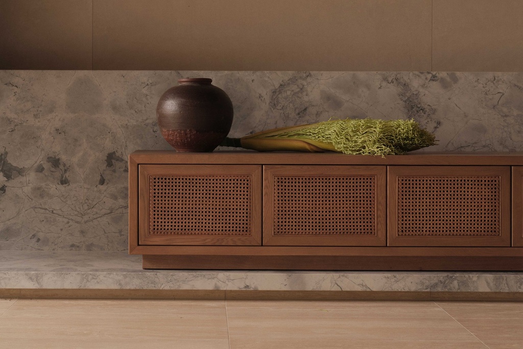 [4059K-5-38] Bosca 4 Door Entertainment Unit