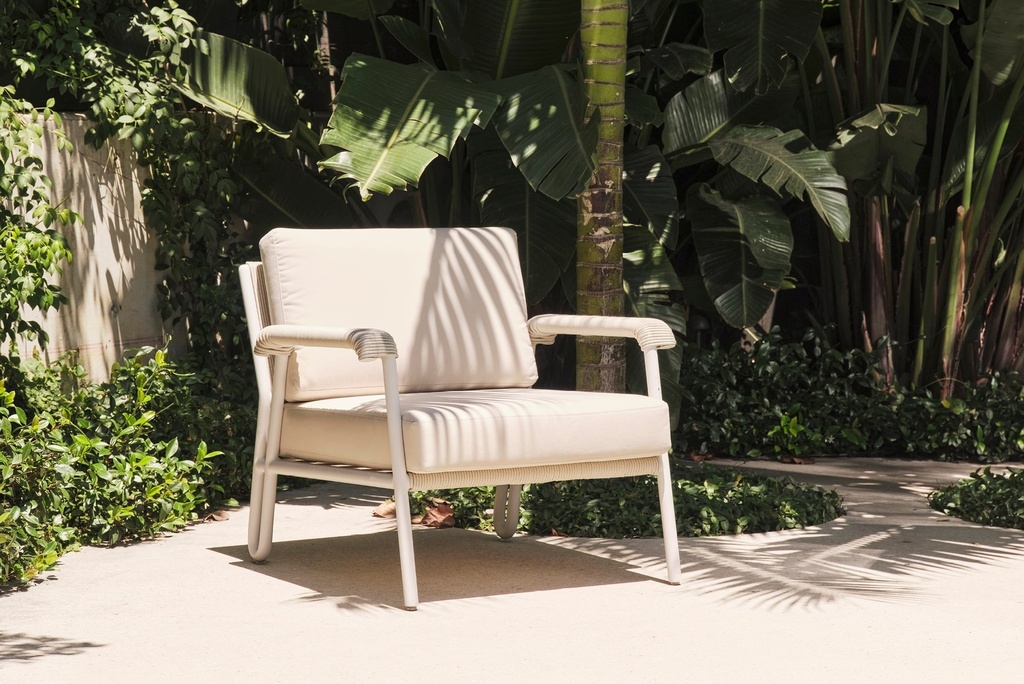 [2323-4-07-5037] Outdoor Rodeo Lounge Chair