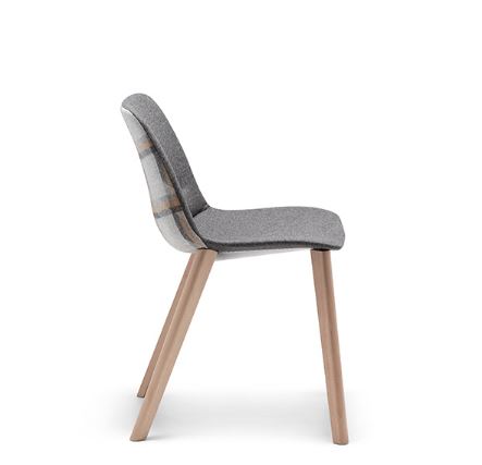 [7484] Pegasus Timber Leg Chair